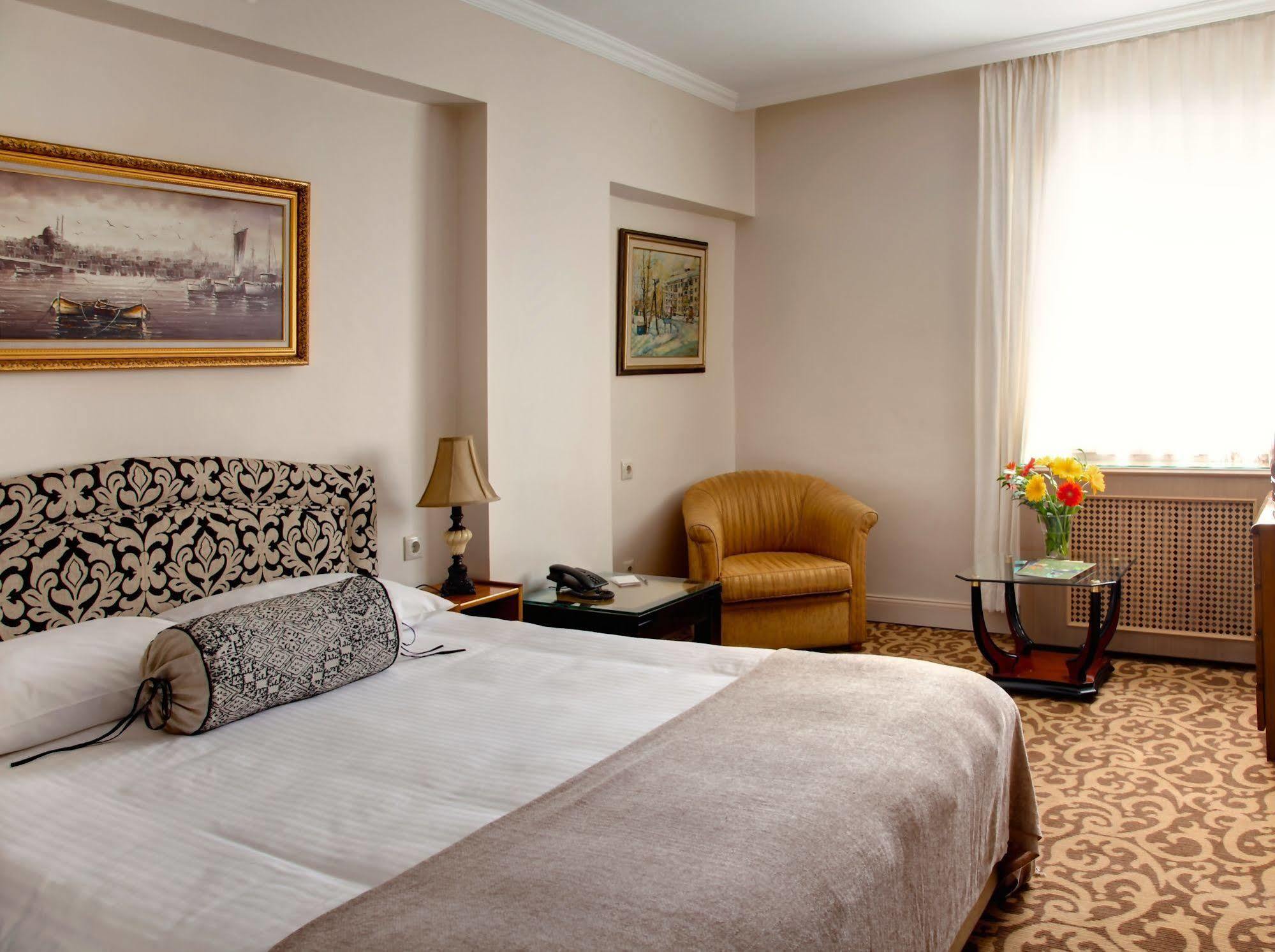 Hotel Mithat Ankara Ngoại thất bức ảnh