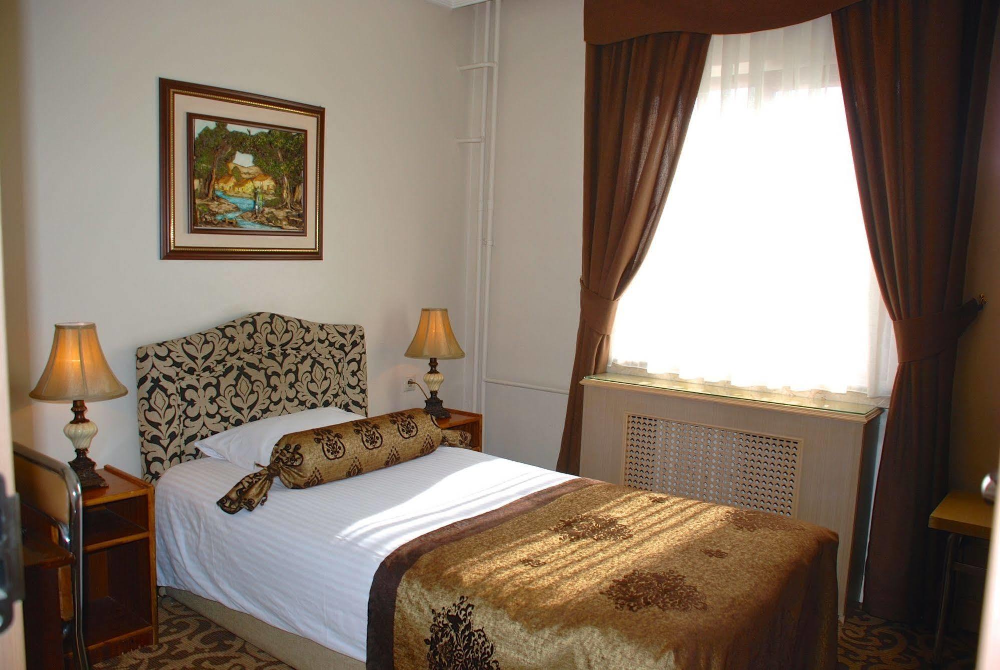 Hotel Mithat Ankara Ngoại thất bức ảnh